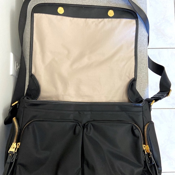 TUMI Messenger Bag - Picture 4 of 10